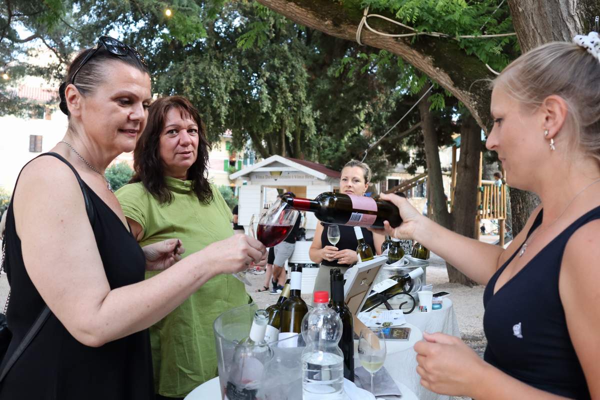 Na Park Matije Gupca ovog se vikenda vraćaju porečki vinari u sklopu manifestacije Vina Poreča